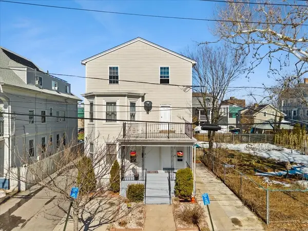 91-93 Peace St, Providence, RI 02907