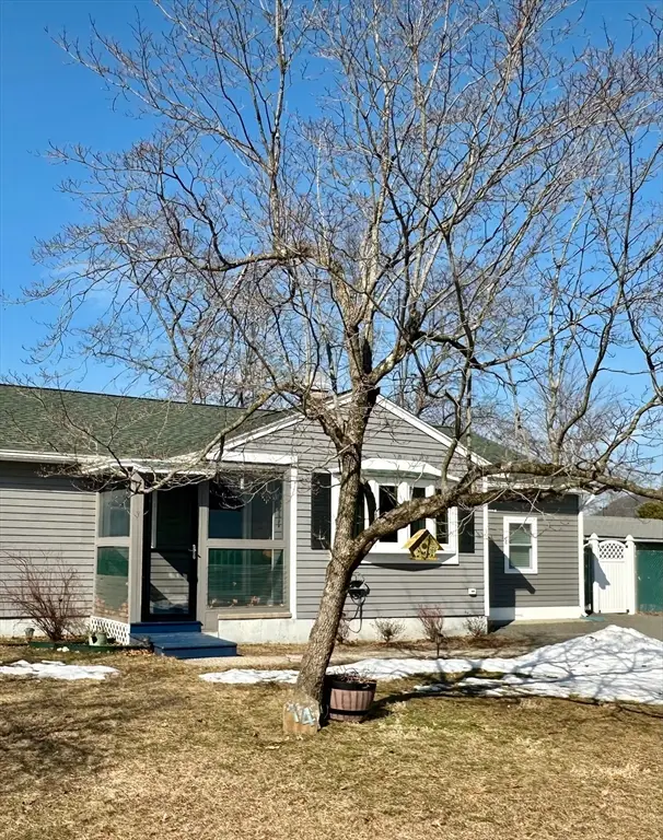 14 Melinda Ln, Easthampton, MA 01027 - #2