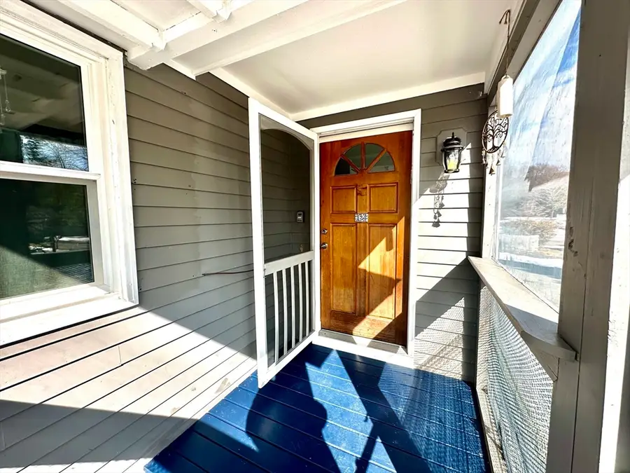 14 Melinda Ln, Easthampton, MA 01027 - #3