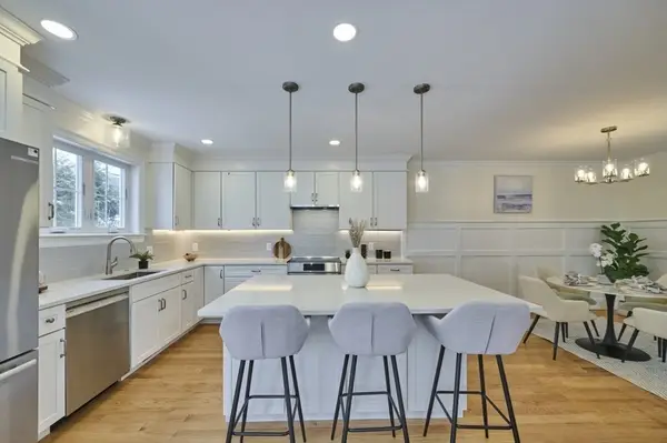 27 Mott Street #27, Arlington, MA 02474