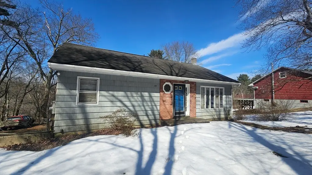 84 Stafford Holland Rd, Wales, MA 01081 - #1