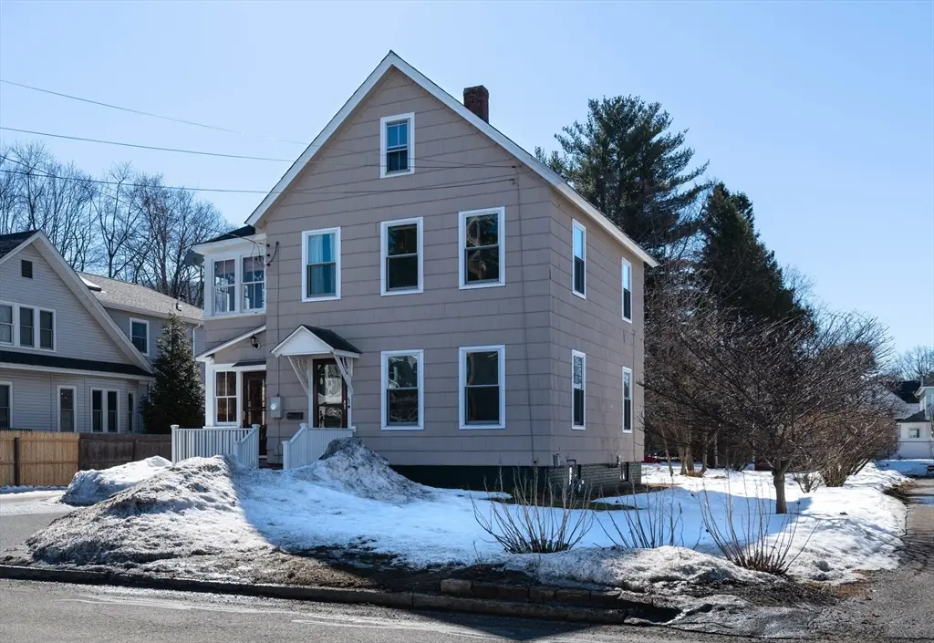 40 Clark St, Easthampton, MA 01027 - #1