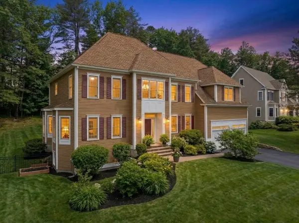 7 Grindstone Ct, Westborough, MA 01581