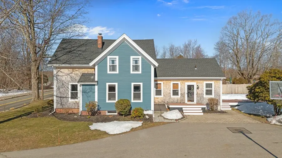5 Bridge St, West Newbury, MA 01985 - #3