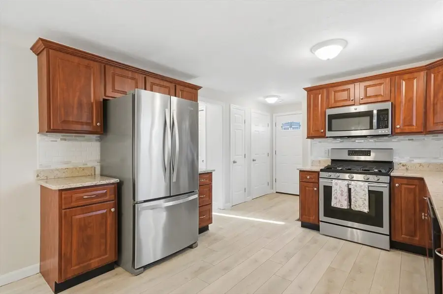 8 Keach Terrace, Waltham, MA 02453 - #3