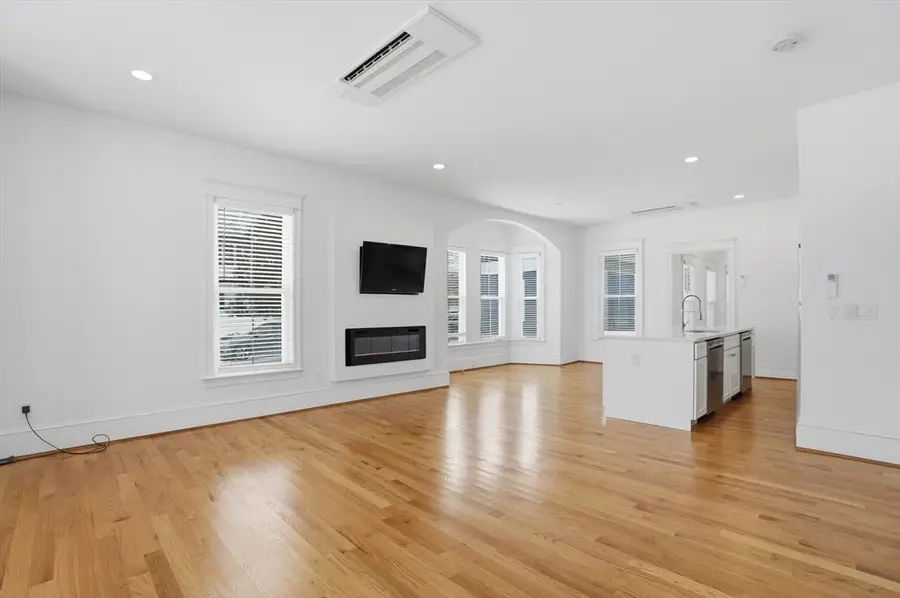 11-15 Taylor Street, Littleton, MA 01460 - #3