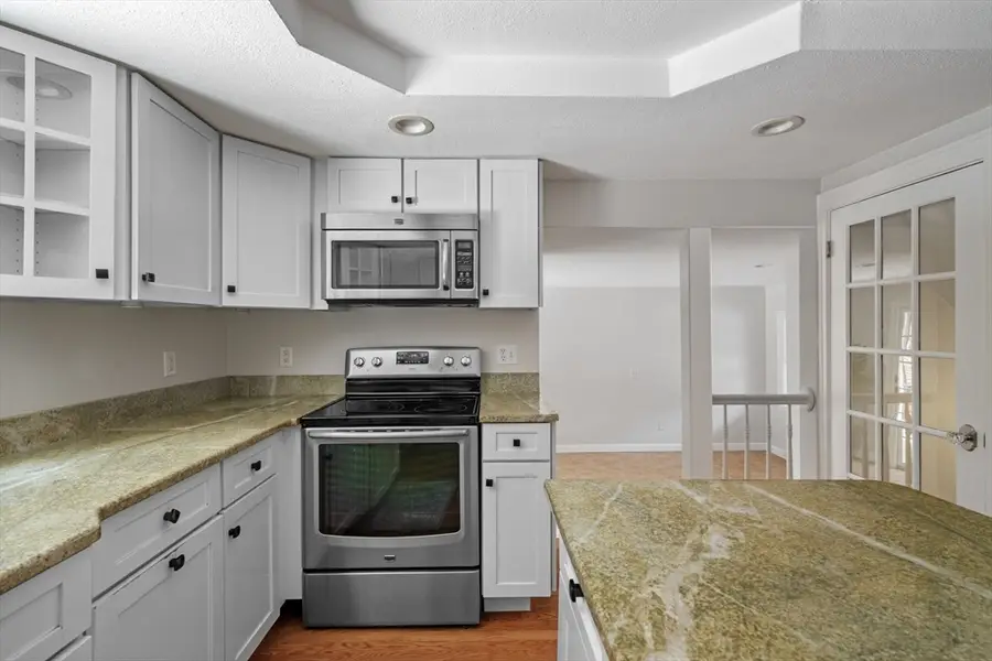 9 Oxbow Road, Lynnfield, MA 01940 - #3