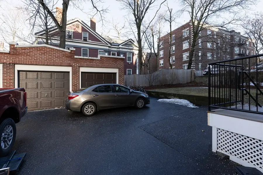 1039 Massachusetts Avenue, Cambridge, MA 02138 - #2
