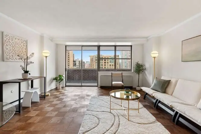 2 Hawthorne Pl #8C, Boston, MA 02114 - #1