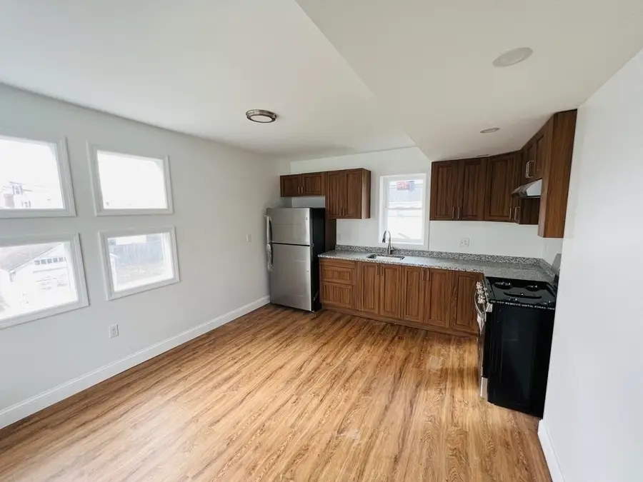 10 Spring St., Taunton, MA 02780 - #3