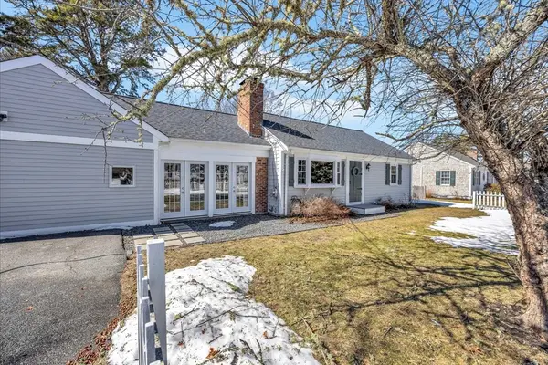 43 Captain Daniel Rd, Yarmouth, MA 02664