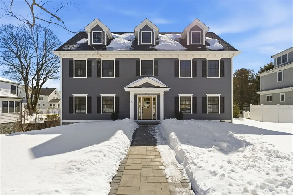40 Foxcroft Rd, Winchester, MA 01890 - #1