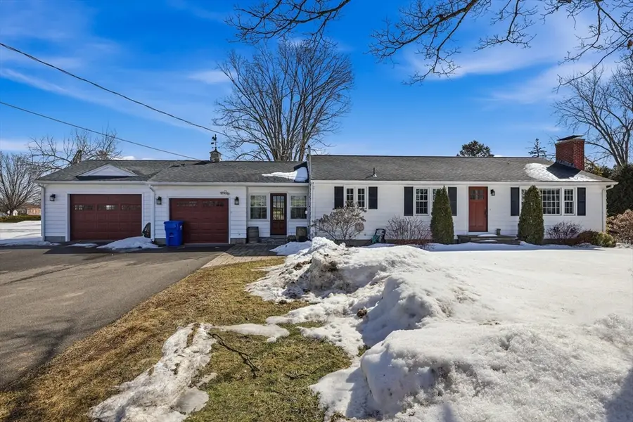 27 River Dr, Hadley, MA 01035 - #2