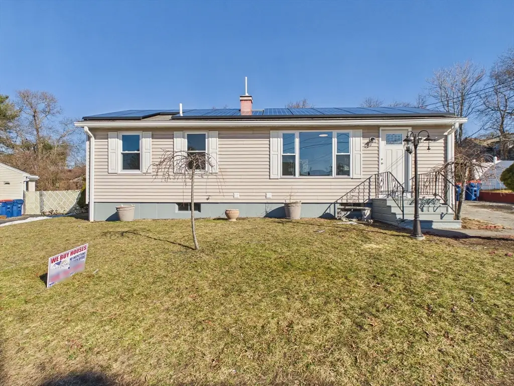 37 Maxine St, New Bedford, MA 02745 - #1