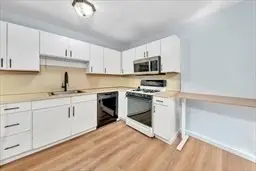 124 Tennis Plaza Rd #40, Dracut, MA 01826 - #3