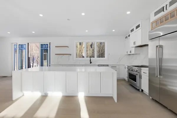 58 Massasoit Ave, Sudbury, MA 01776