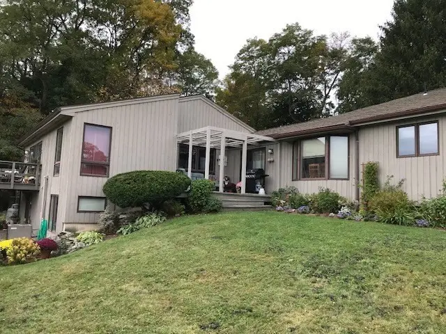 1114 S East St, Amherst, MA 01002 - #2