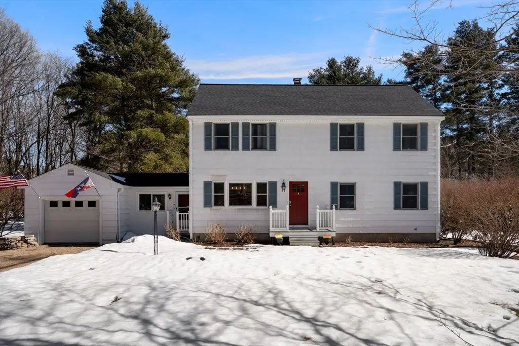 92 Seekonk St, Norfolk, MA 02056 - #1