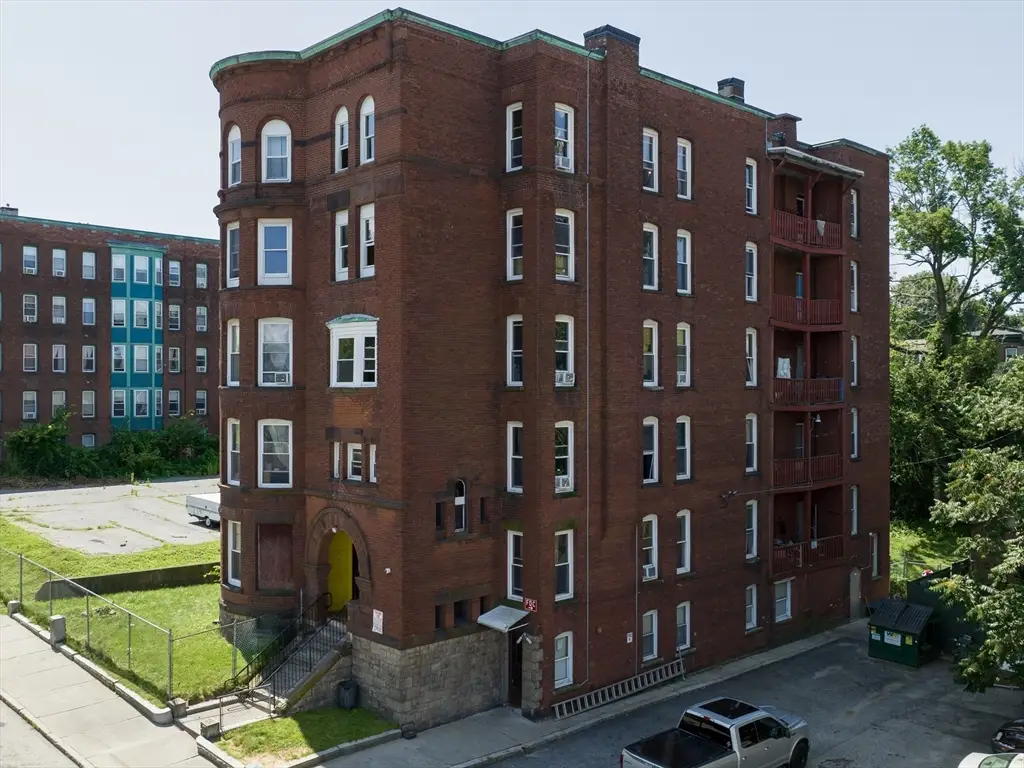 12 Oread St, Worcester, MA 01608 - #1