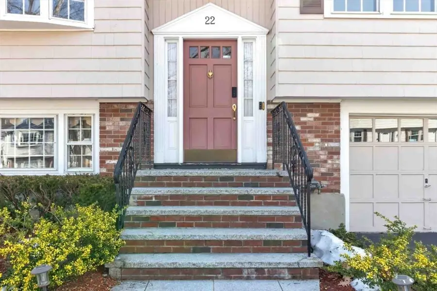 22 Susan Dr, Saugus, MA 01906 - #3