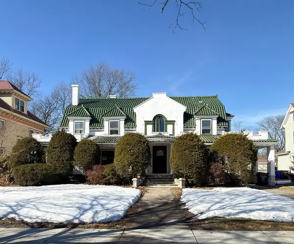 194 Sumner Ave, Springfield, MA 01108