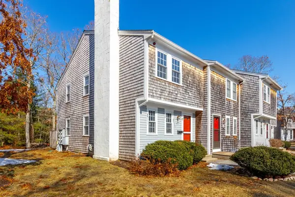 300 Falmouth Rd #16A, Mashpee, MA 02649