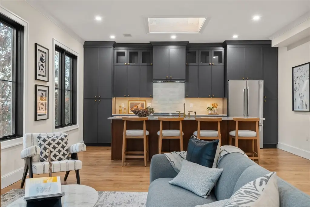 34 Vinton Street #PH4, Boston, MA 02127 - #1