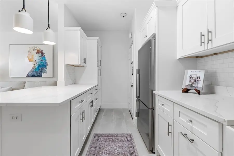 286 Beacon St #1, Boston, MA 02116 - #3