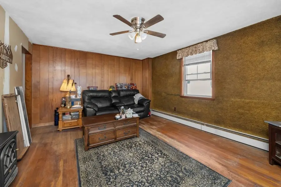 151 Thorndike St, Arlington, MA 02474 - #3