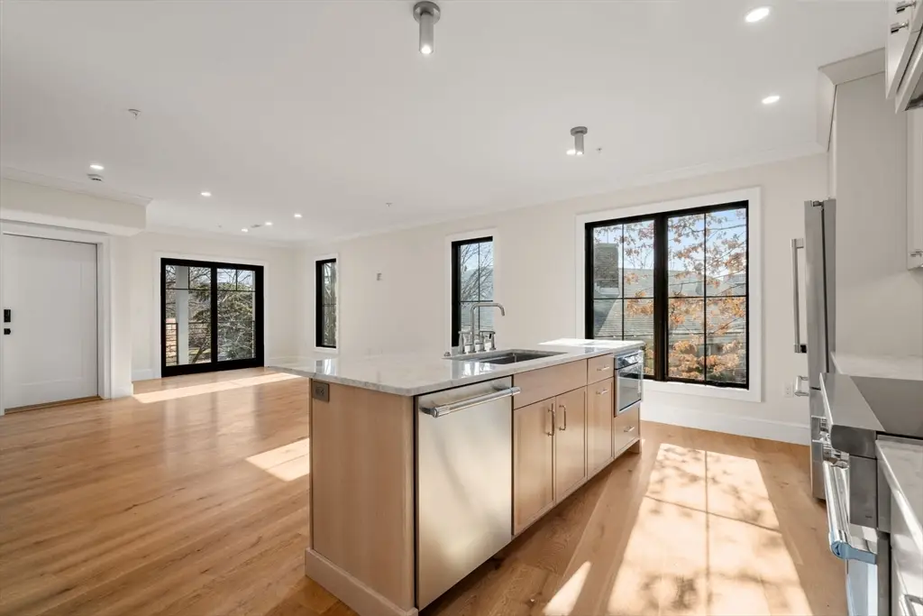 34 Vinton Street #1, Boston, MA 02127 - #1