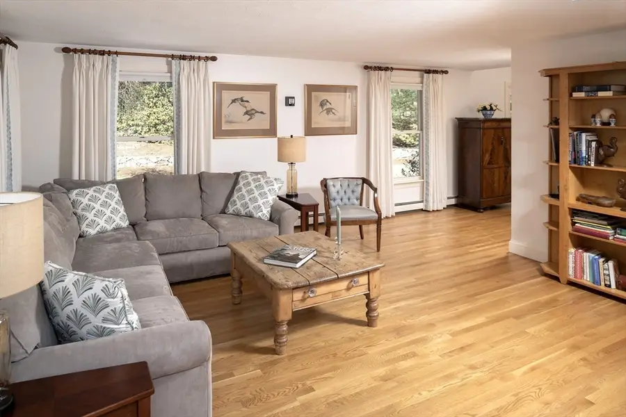 315 Church St, Duxbury, MA 02332 - #3