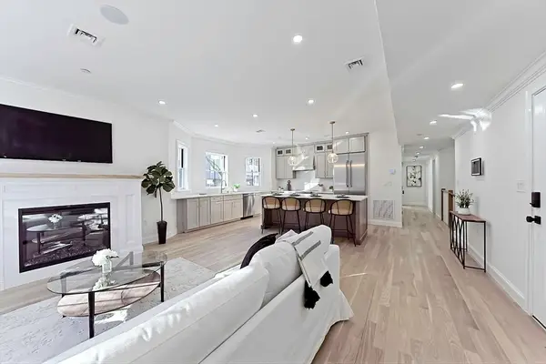 252 Lexington Avenue #1, Cambridge, MA 02138