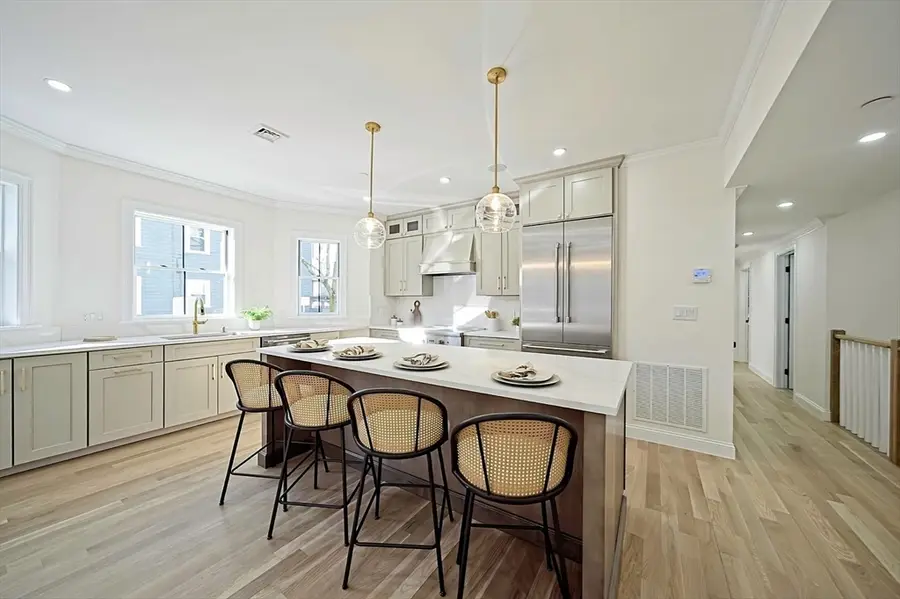 252 Lexington Avenue #1, Cambridge, MA 02138 - #3