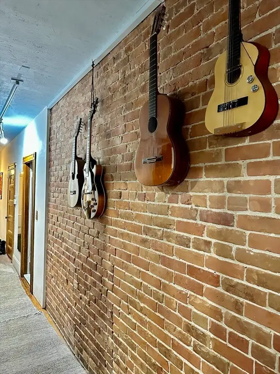 81 Francis Street #2, Brookline, MA 02445 - #2