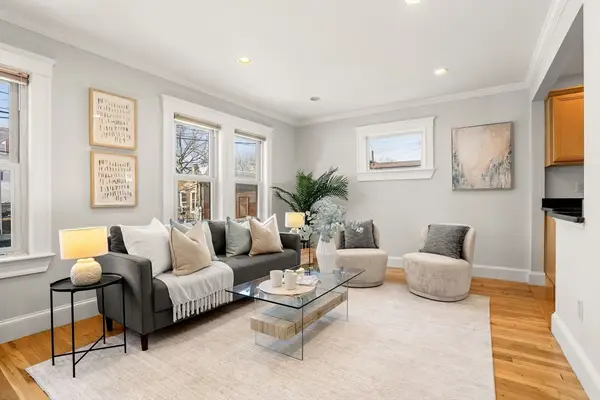 4 Magnolia St #4, Arlington, MA 02474