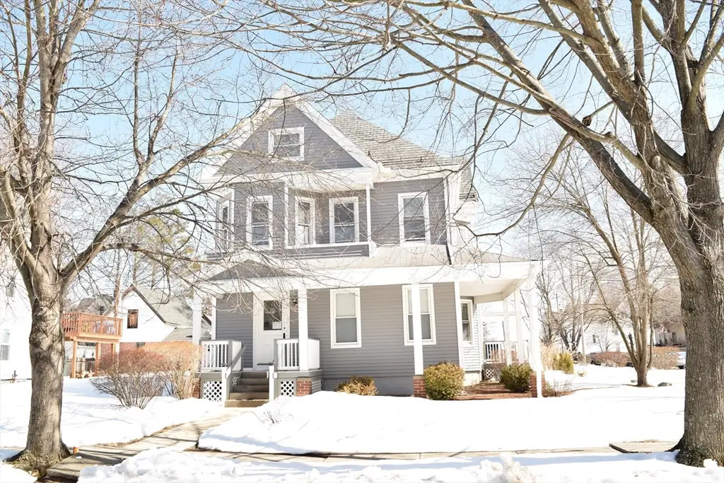 18 Harrison Ave, Holyoke, MA 01040 - #1