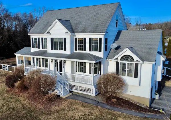 45 Currier Rd, Pelham, NH 03076