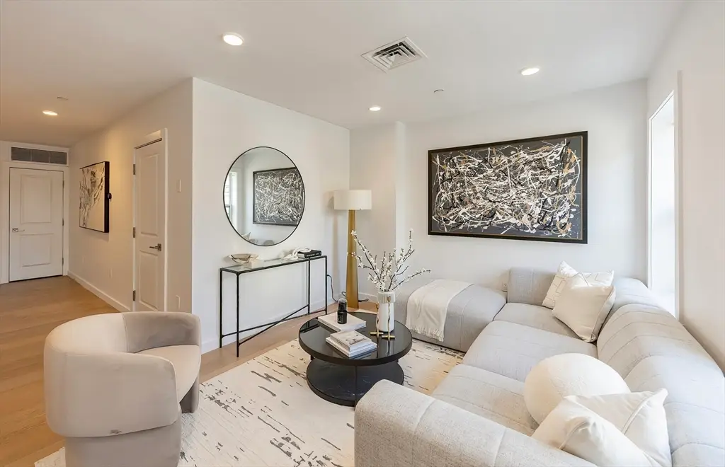 16 Boardman St #105, Boston, MA 02128 - #1