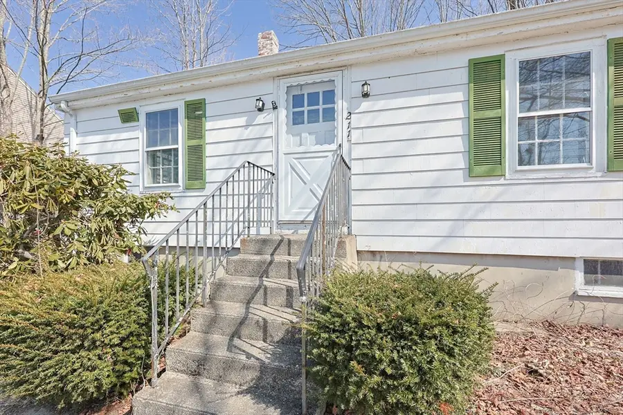 211 Dutcher St, Hopedale, MA 01747 - #2