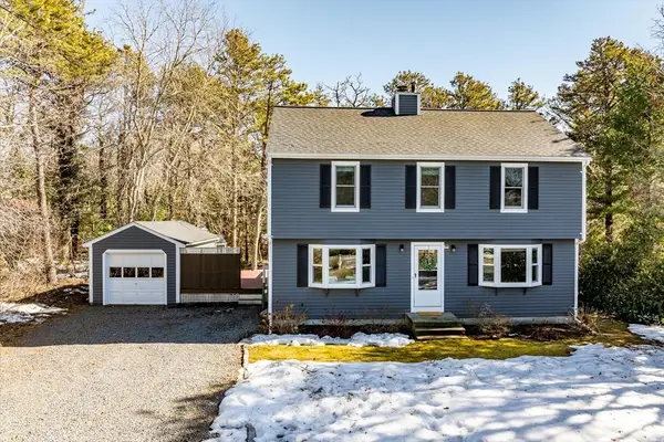 70 Great Pines Dr, Mashpee, MA 02649