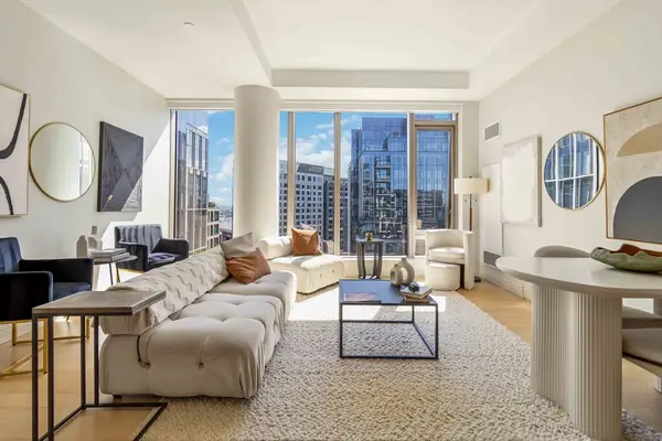 133 Seaport Blvd #2007, Boston, MA 02210