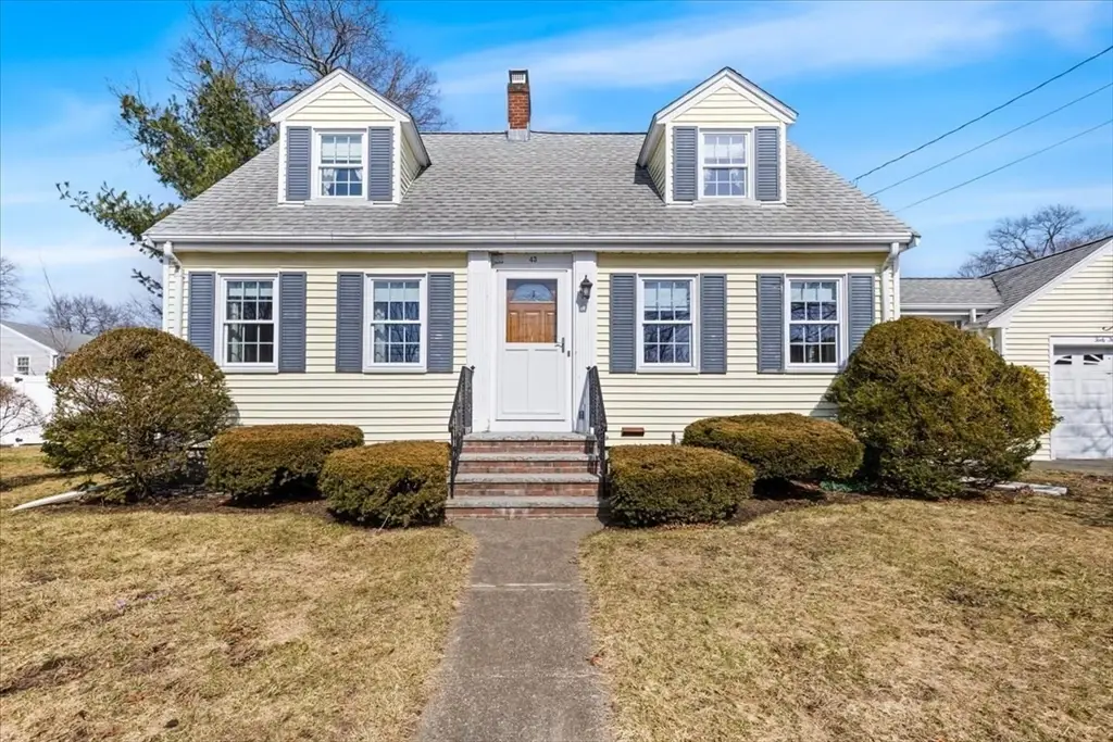 43 Grove Circle, Braintree, MA 02184 - #1