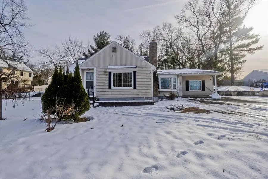 647 Plumtree Rd, Springfield, MA 01118 - #3