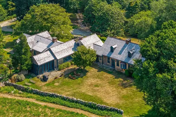 85 North Reservoir Road, West Tisbury, MA 02575