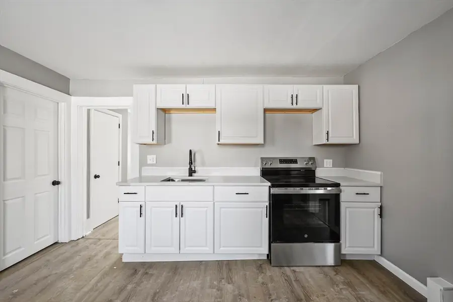 1-2 Montelone St, Pittsfield, MA 01201 - #3