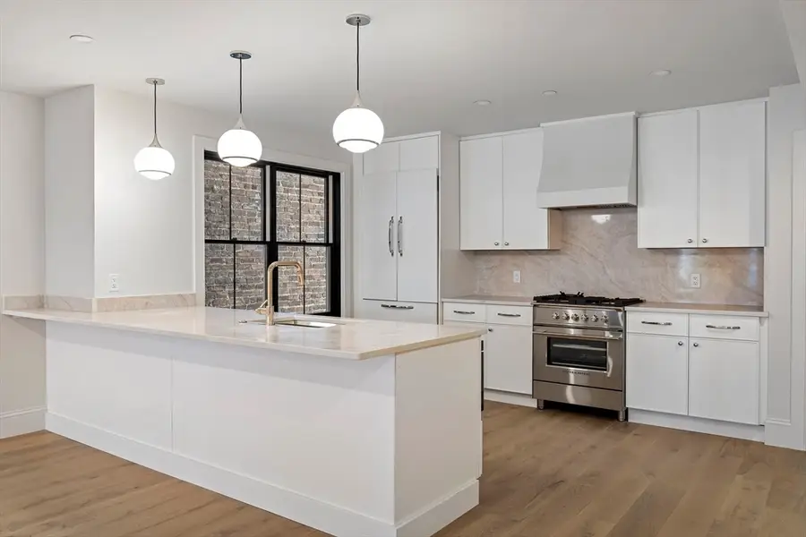 421 Saratoga #201, Boston, MA 02128 - #3