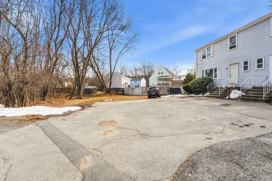 11 Harmony Ln, Framingham, MA 01702 - #3