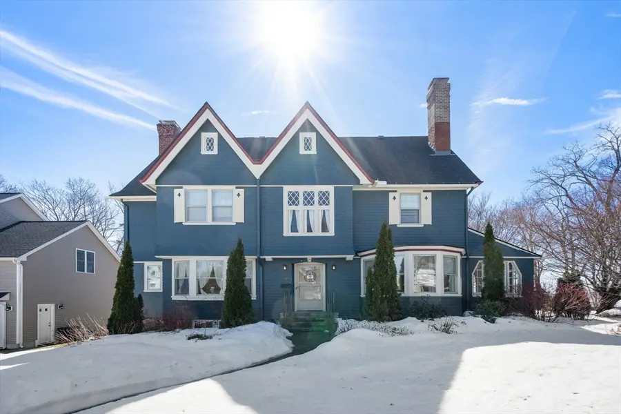 25 Kenwood Ave, Worcester, MA 01605 - #2