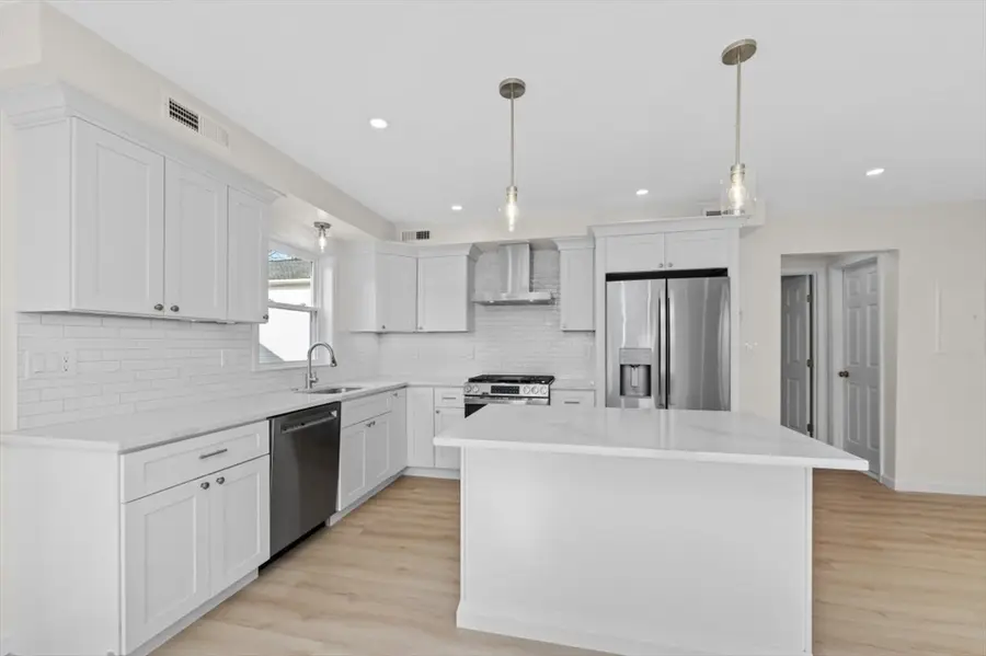 48 Ash Ave #B, Somerville, MA 02145 - #2