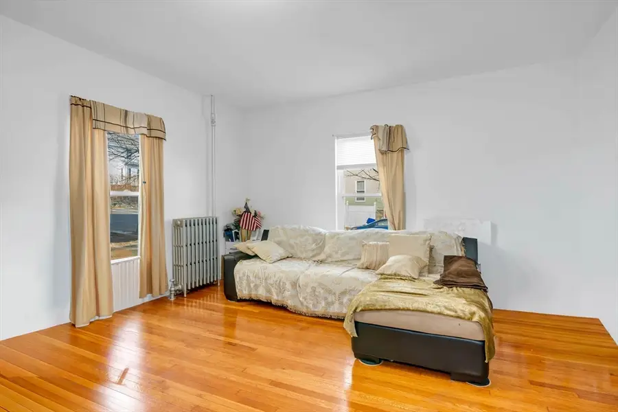 22 Porter St, Malden, MA 02148 - #2